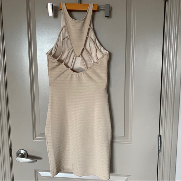 Nude dress - Picture 4 of 6